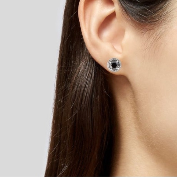 Retail $2,985 Earrings 14K Diamond Threaded Stud Earrings $2255 - Picture 1 of 4